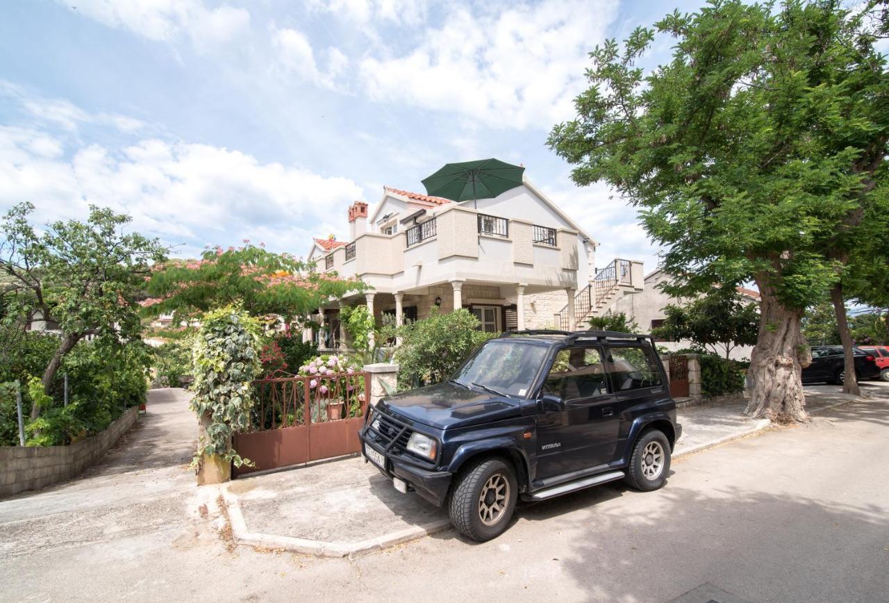 Apartments Mare Postira Dış mekan fotoğraf
