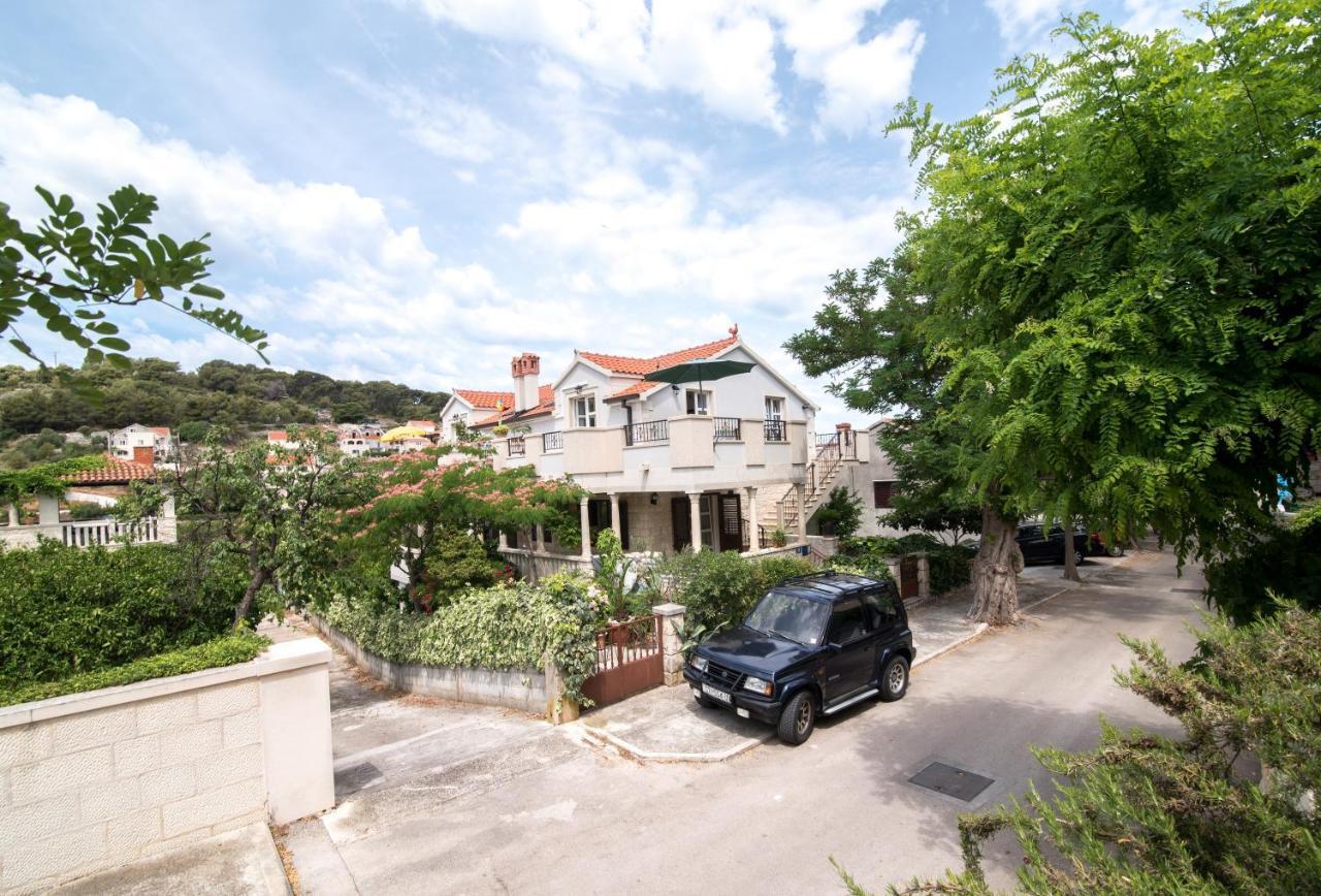 Apartments Mare Postira Dış mekan fotoğraf