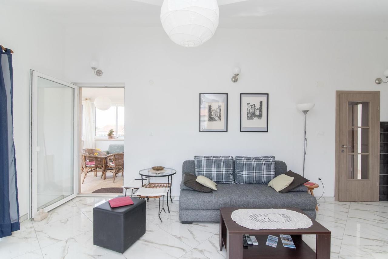 Apartments Mare Postira Dış mekan fotoğraf