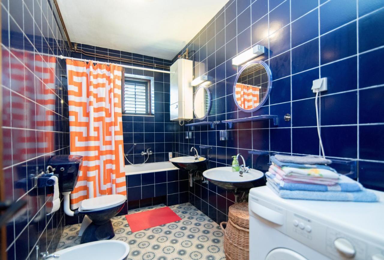 Apartments Mare Postira Dış mekan fotoğraf