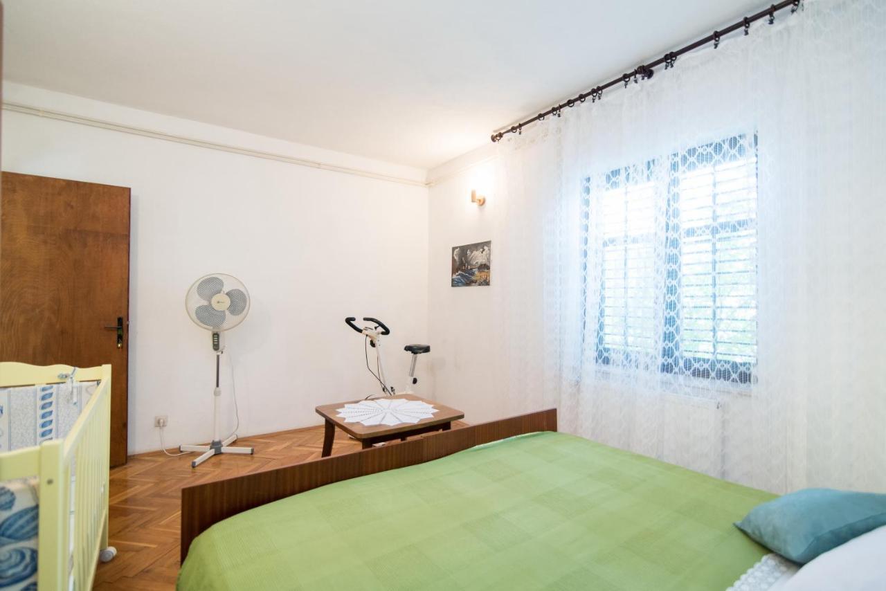 Apartments Mare Postira Dış mekan fotoğraf