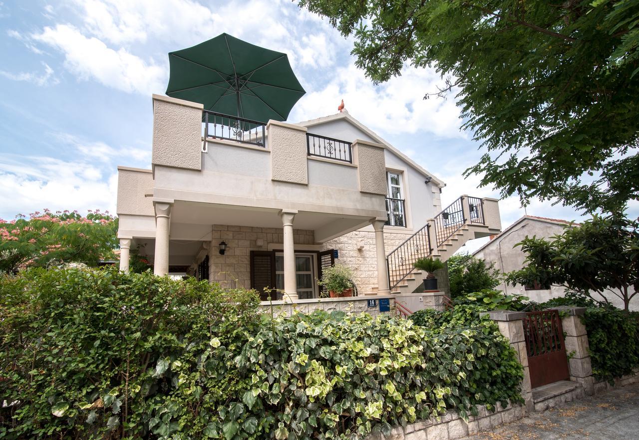 Apartments Mare Postira Dış mekan fotoğraf